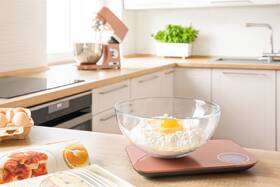 Kuchyňská váha Sencor SKS 7075RS růžová barva
