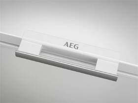 Mraznička AEG AHB526D1LW bílá

 obrázek produktu 3 z 8