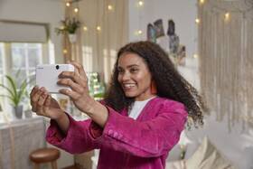 Instantní fotoaparát Canon Zoemini C růžový

 obrázek produktu 7 z 7