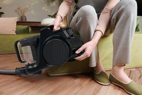 Podlahový vysavač Hoover HP210P 011 černý/šedý

 obrázek produktu 17 z 20