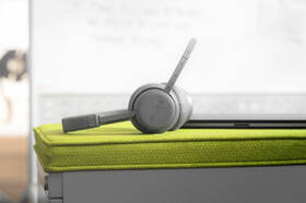 Headset Koss CS340BT QZ černá barva
