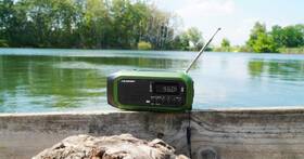 Radiopřijímač Blaupunkt ER20GR Survival černý/zelený

 obrázek produktu 7 z 9