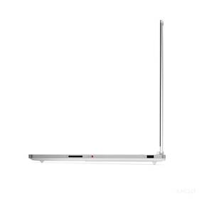 Notebook Lenovo Legion 7 16AGP11 bílý

 obrázek produktu 10 z 11