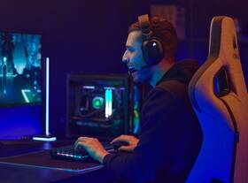 Headset Corsair HS80 RGB Wireless carbon

 obrázek produktu 9 z 9