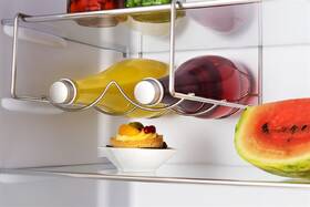 Chladnička s mrazničkou Amica KGCR 387100 B béžová barva
