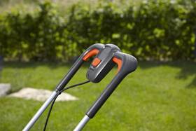Sekačka Gardena PowerMax Li-40/32 (s baterií) 

 obrázek produktu 10 z 10