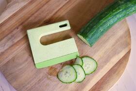 Dětský kuchyňský nůž KLYV SKAGFÄ Kaffir Lime zelený

 obrázek produktu 2 z 8